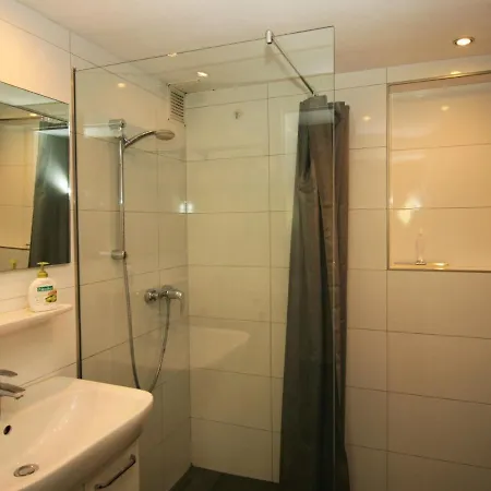 Nyaraló Kleine Winten By Interhome