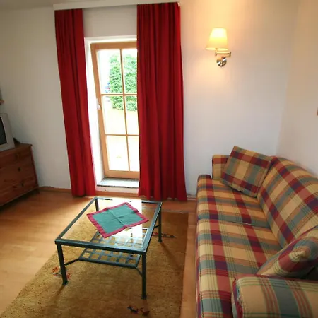 Nyaraló Kleine Winten By Interhome Geinberg